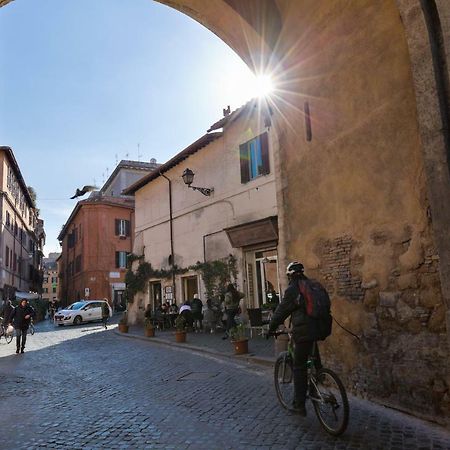 Enchanting Loft In Trastevere Рим Екстер'єр фото