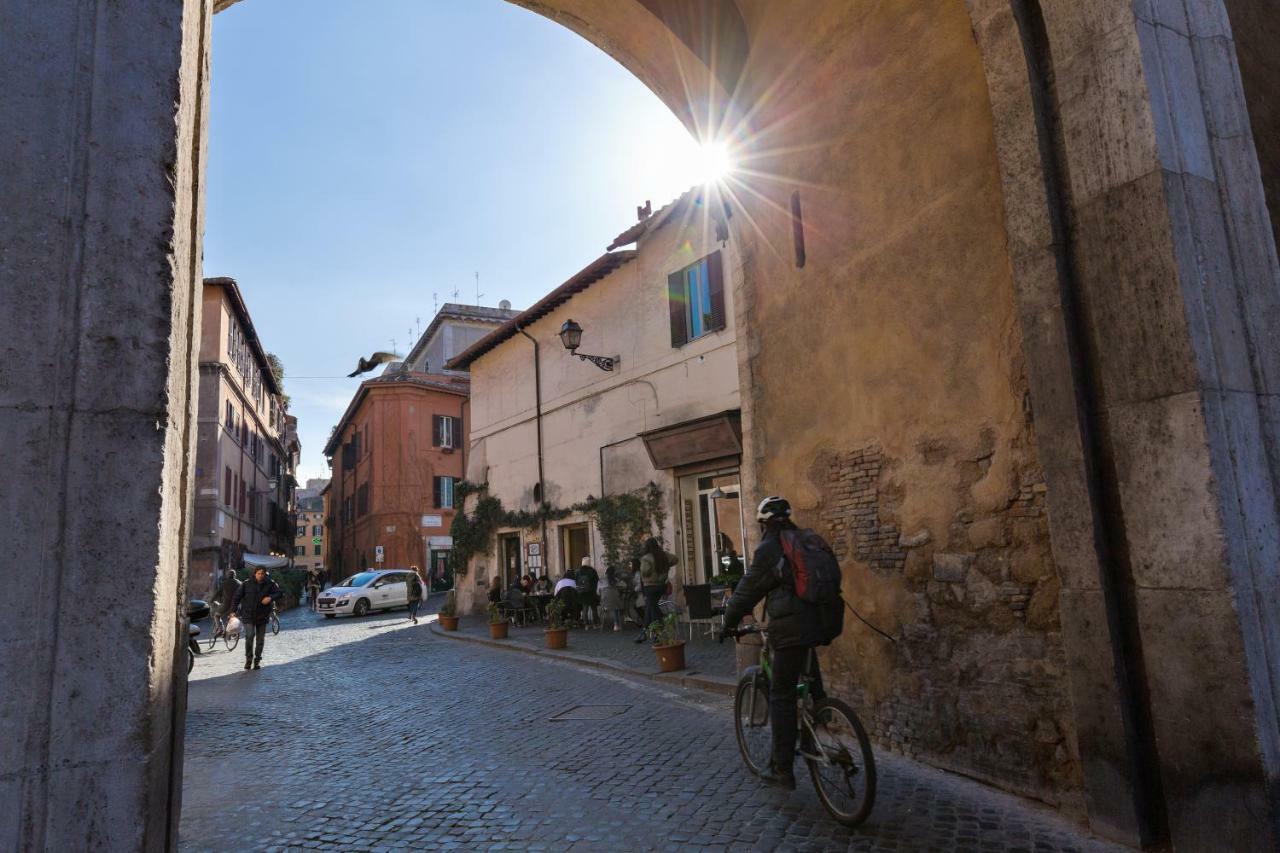 Enchanting Loft In Trastevere Рим Екстер'єр фото