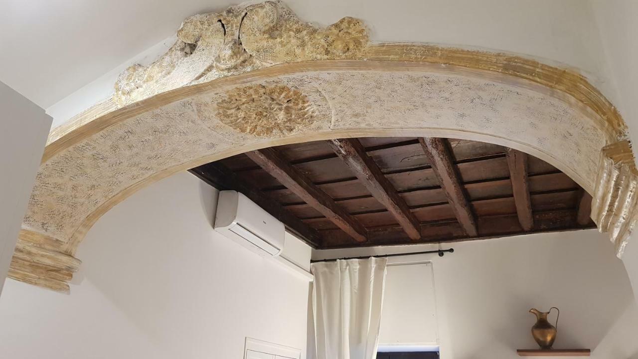 Enchanting Loft In Trastevere Рим Екстер'єр фото