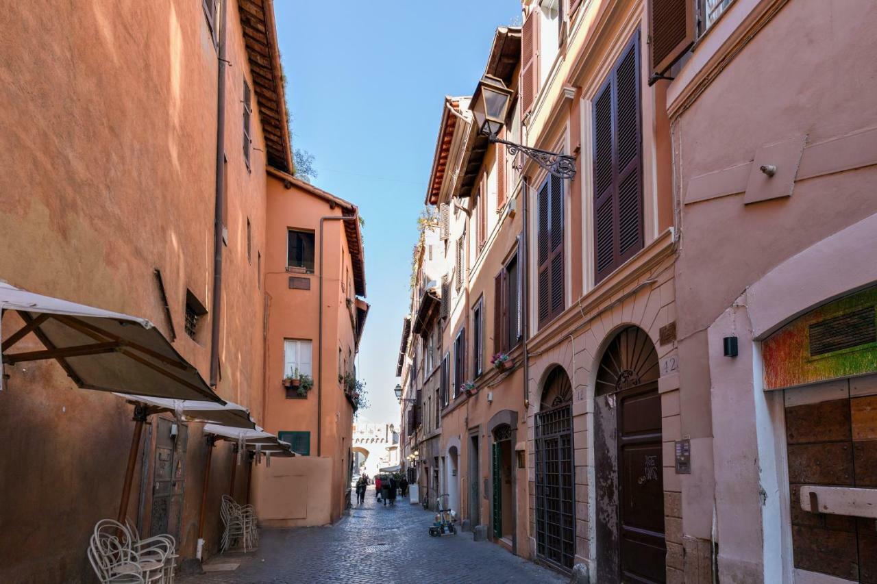 Enchanting Loft In Trastevere Рим Екстер'єр фото