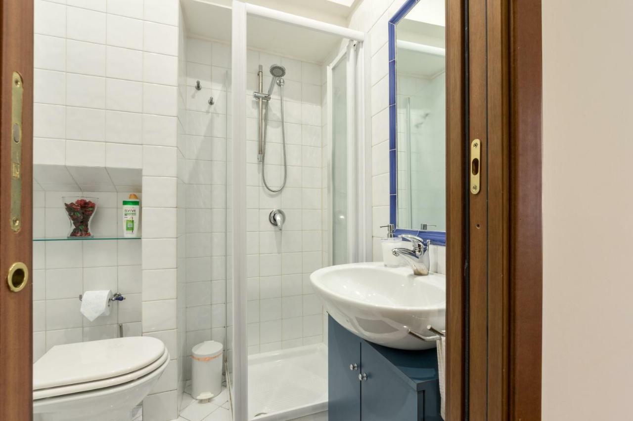 Enchanting Loft In Trastevere Рим Екстер'єр фото