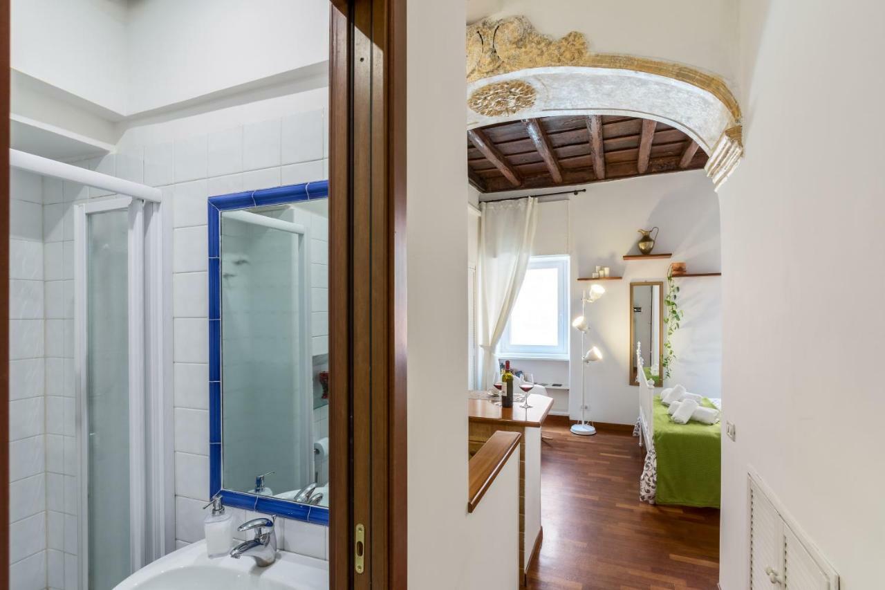 Enchanting Loft In Trastevere Рим Екстер'єр фото